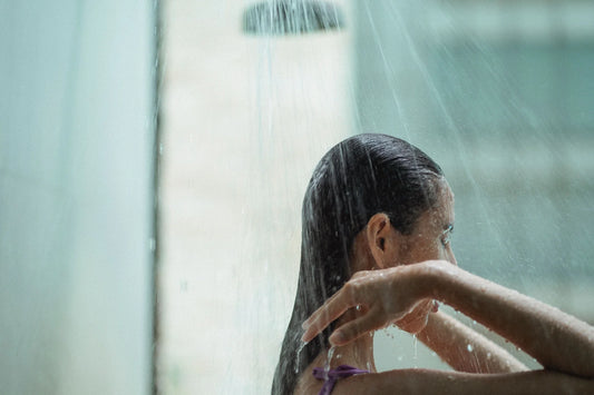 Can Hard Water Cause Hair Loss? What Research Says